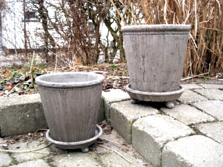 Se det store lækre udvalg af havekrukker her