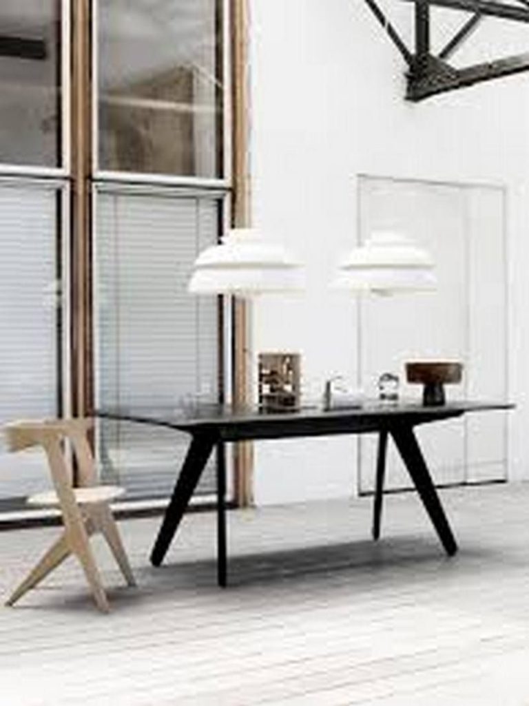 Shop danske møbelklassikere i lækker møbelbutik